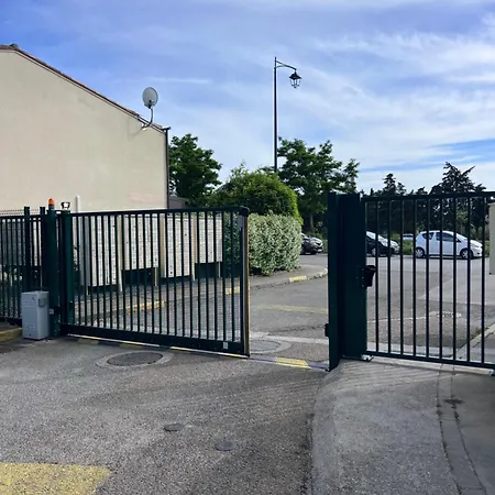 Mortes Avec Parking Gratuit Appartement Aigues-Mortes