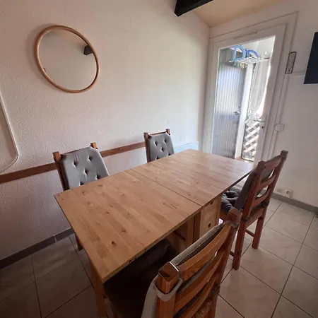 Mortes Avec Parking Gratuit Apartment *